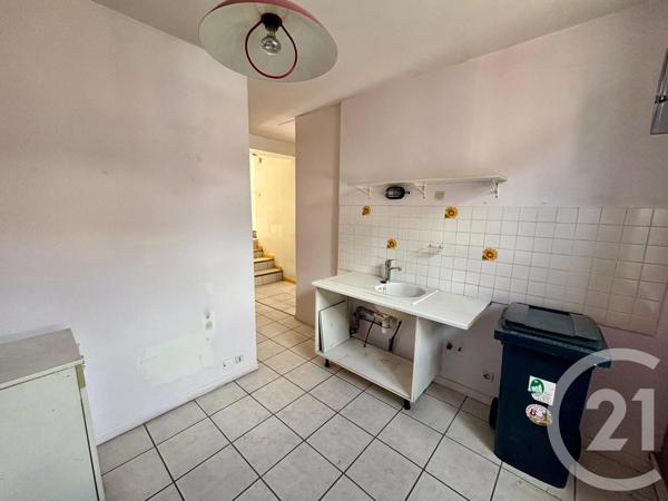 Appartement F3 à vendre  3 pièces - 61 m 2   ST GENEST MALIFAUX  - 42