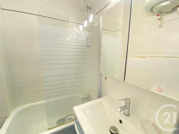 Appartement T1 à vendre  2 pièces - 26 m 2   ST ETIENNE  - 42
