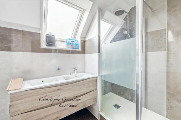 ✨ Domaine des Gâtines – Maison familiale 5 chambres – 176 m² habitables / 225 m² au sol – Terrain 777 m² – Impasse au calme absolu ✨