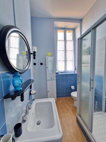 Maison 12 pièce(s) 7 chambre(s) 262.19 m²