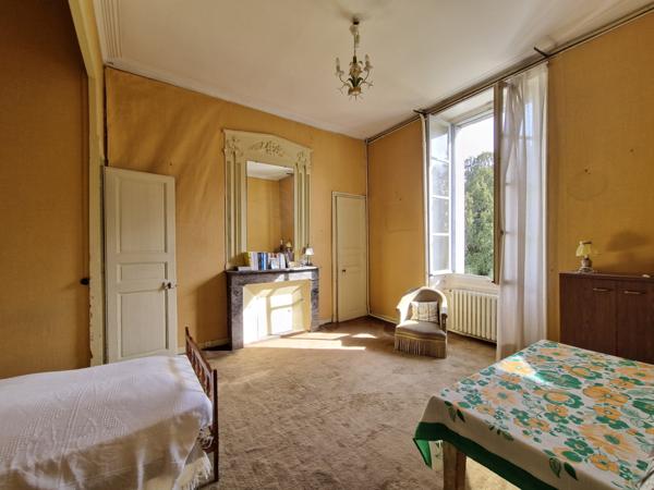 Maison 12 pièce(s) 7 chambre(s) 262.19 m²