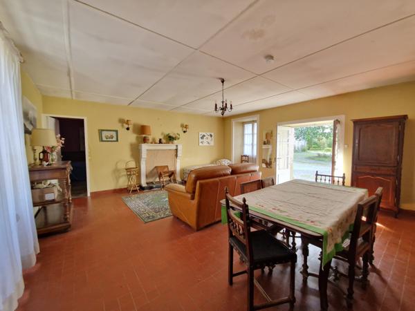 Maison 12 pièce(s) 7 chambre(s) 262.19 m²