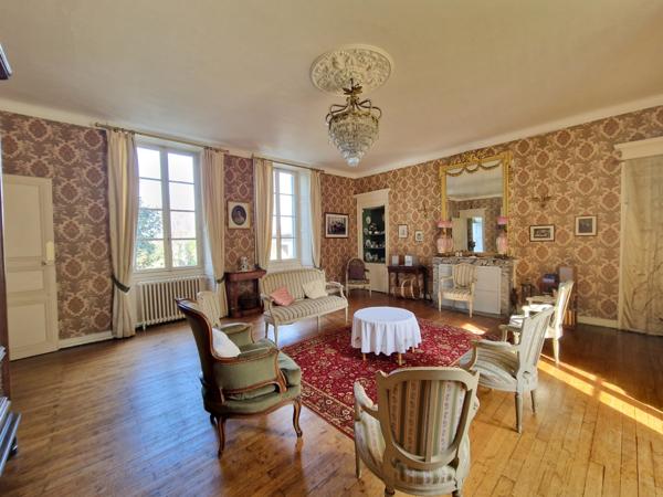 Maison 12 pièce(s) 7 chambre(s) 262.19 m²