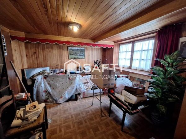 Maison à rénover avec garage et dépendance