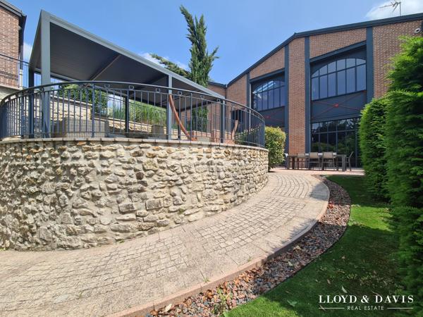 LOFT DE HAUT STANDING