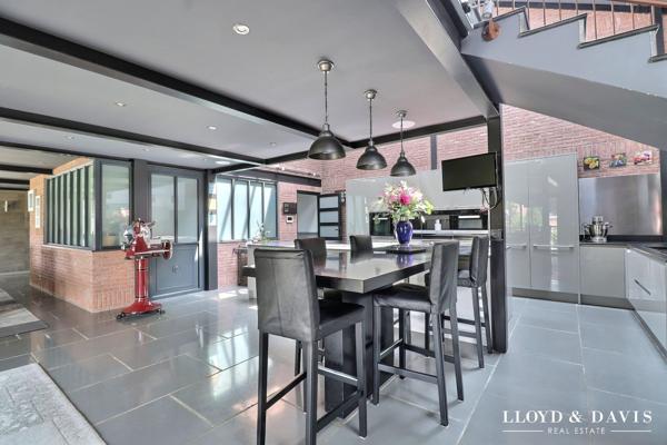 LOFT DE HAUT STANDING