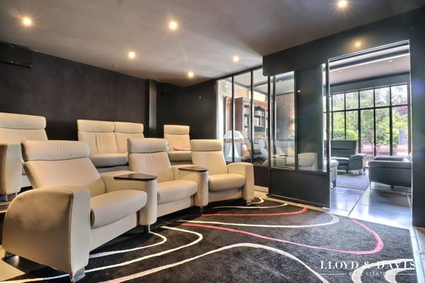 LOFT DE HAUT STANDING