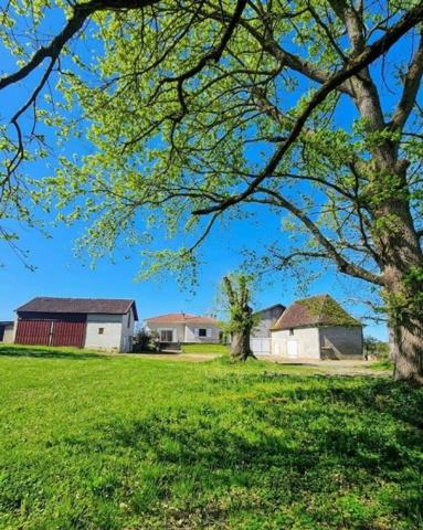 Une parenthèse enchantée en pleine nature béarnaise 4 pièces 110 m2