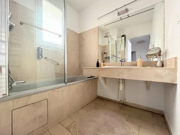 Appartement 301 815 € Bordeaux 2 p 52 m² DPE C