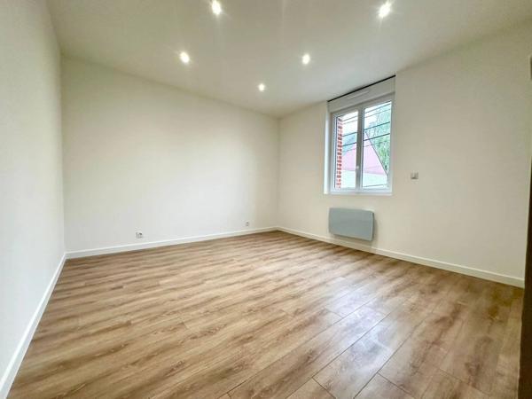 CAUDRY - Rénovation Intégrale 2025 | Maison Économe 4 Chambres & Stationnement Privatif