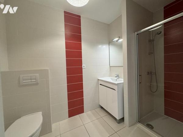 Appartement T3 avec balcon et garage, Résidence récente 