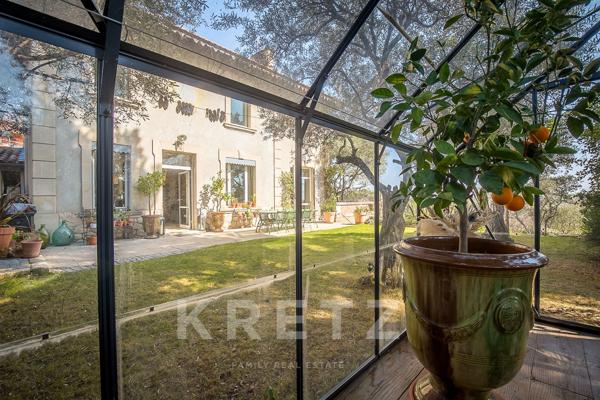 Propriété historique avec vue Palais des Papes