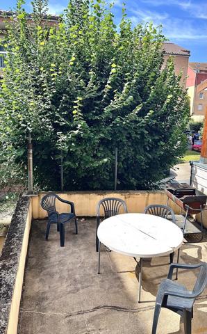 BEL APPARTEMENT ANCIEN ALLIANT ÉLÉGANCE ET AUTHENTICITÉ