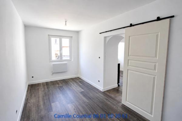 Maison de village rénovée quartier calme VERNOUX EN VIVARAIS (07)