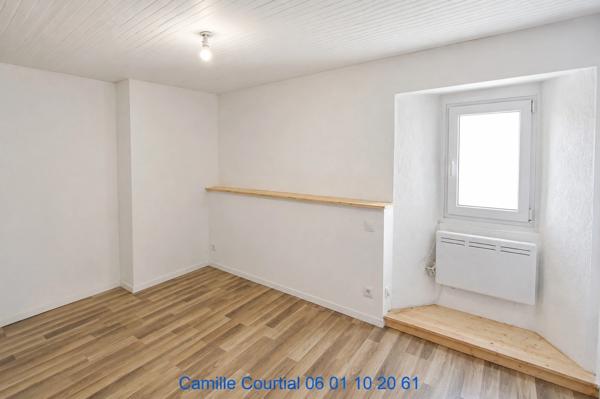 Maison de village rénovée quartier calme VERNOUX EN VIVARAIS (07)