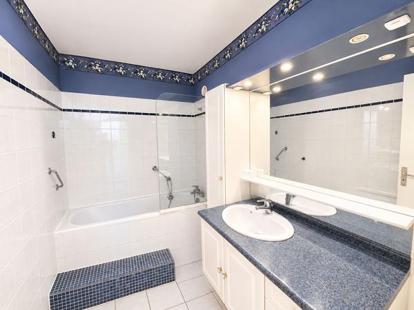 Appartement Pessac  Cap de Bos 4 pièce(s) 81.86 m2