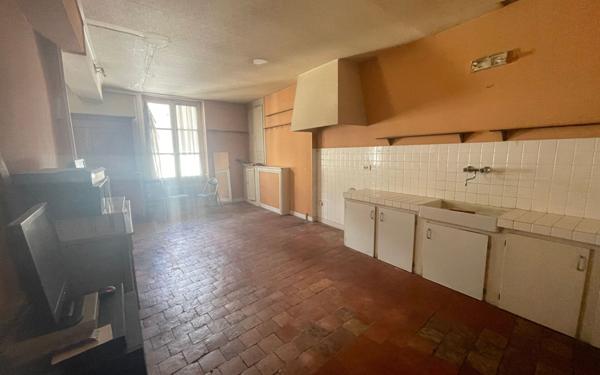 Maison à vendre    6 pièces •  Gien