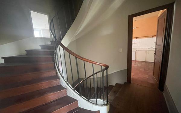 Maison à vendre    6 pièces •  Gien