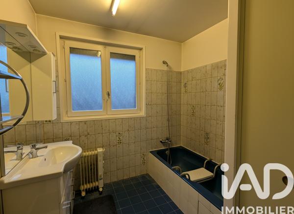 Maison à vendre 6 pièces 143 m² Fontaine-lès-Dijon