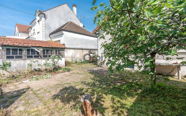 Maison à vendre    2 pièces •  Saint-Maur-des-Fossés