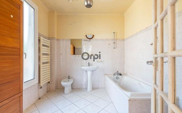 Maison à vendre    2 pièces •  Saint-Maur-des-Fossés