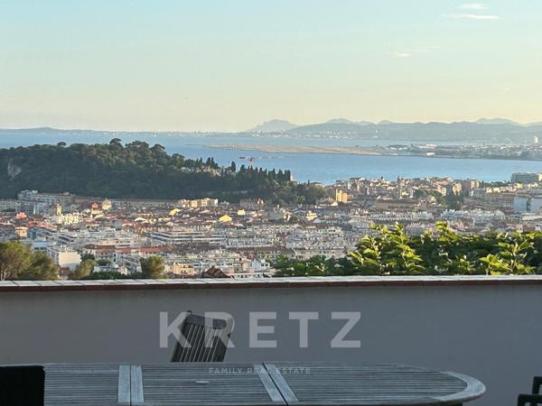 Villa vue mer imprenable au pied de la forêt communale de Vinaigrier