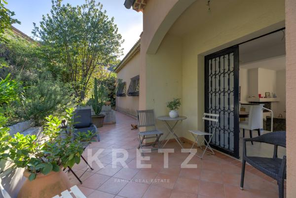 Villa vue mer imprenable au pied de la forêt communale de Vinaigrier