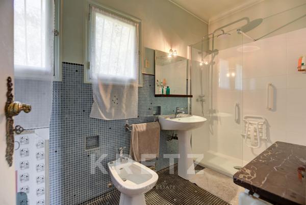 Villa vue mer imprenable au pied de la forêt communale de Vinaigrier