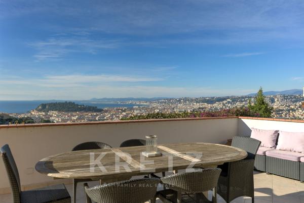 Villa vue mer imprenable au pied de la forêt communale de Vinaigrier