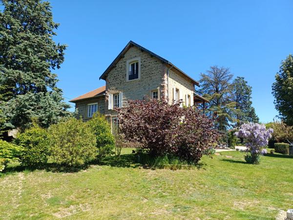 Maison dans Saint-Martin-en-Haut