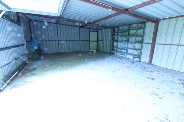 MAISON 4 CHAMBRES à rénover située dans un environnement calme proche du centre ville