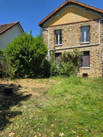 MAISON  PALAISEAU  RUE MAURICE BERTEAUX