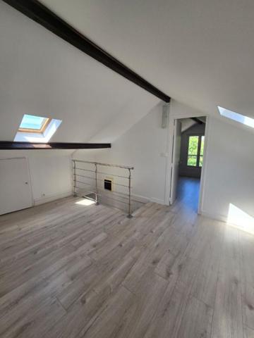 MAISON  PALAISEAU  RUE MAURICE BERTEAUX