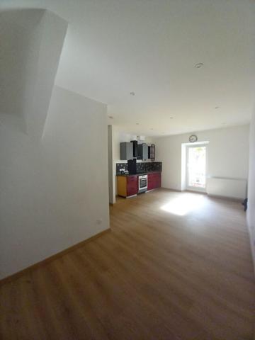 GRAND T3 DE 77.75 M2 CENTRE VILLE