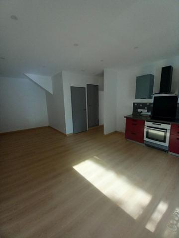GRAND T3 DE 77.75 M2 CENTRE VILLE