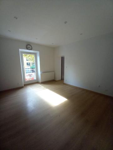 GRAND T3 DE 77.75 M2 CENTRE VILLE
