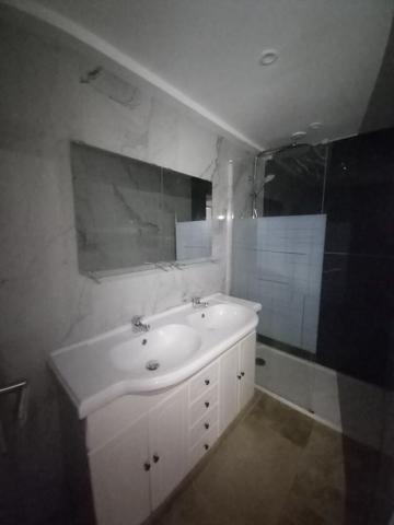 GRAND T3 DE 77.75 M2 CENTRE VILLE