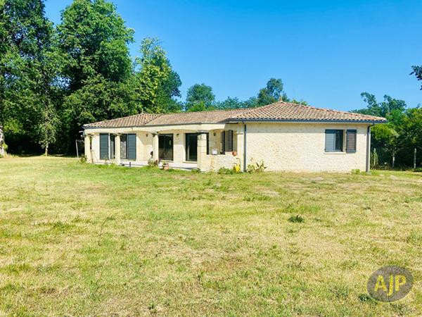 Vente maison Lesparre Medoc : 350 000 € - AJP Lesparre Immobilier