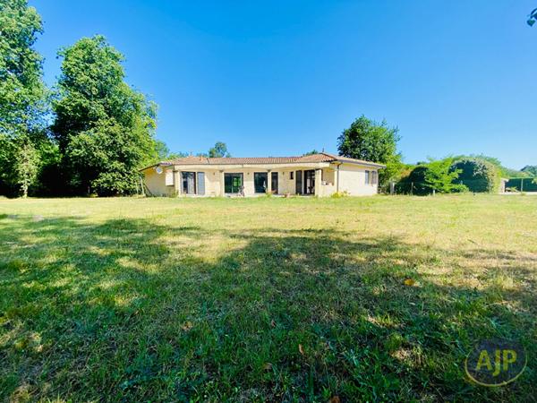 Vente maison Lesparre Medoc : 350 000 € - AJP Lesparre Immobilier