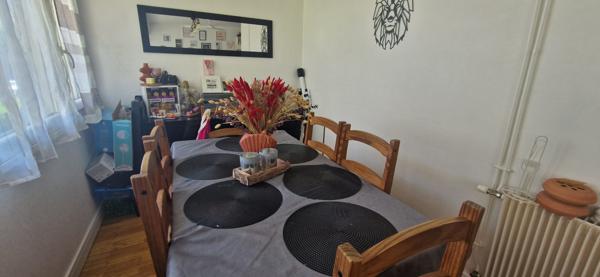 Appartement T4 – Balcon – Cave et stationnement