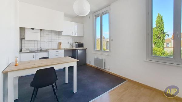 Appartement à louer Lucon : 2 pièces, 34m² avec 1 chambre(s) à 470€ - AJP Immobilier La Roche-sur-Yon