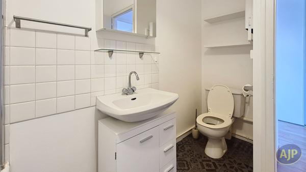Appartement à louer Lucon : 2 pièces, 34m² avec 1 chambre(s) à 470€ - AJP Immobilier La Roche-sur-Yon