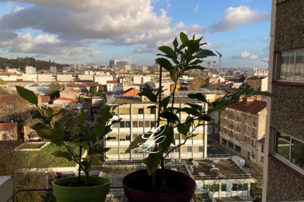 Vente - Appartement 2 pièces 55 m 2 BAGNOLET (93170)