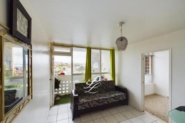 Vente - Appartement 2 pièces 55 m 2 BAGNOLET (93170)