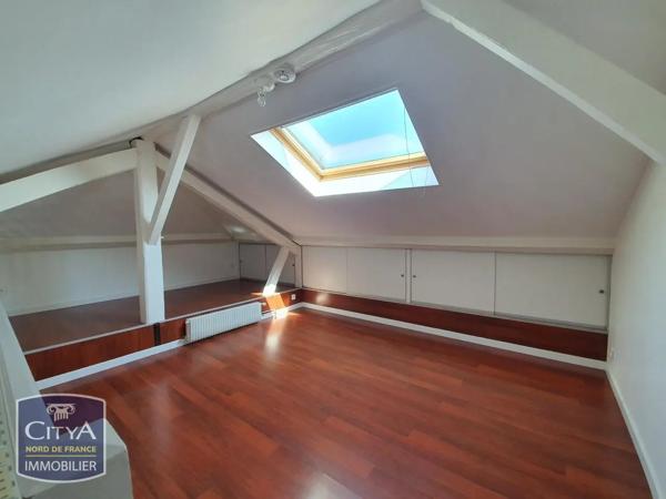 Appartement à louer 2 pièces 51.26m² Valenciennes (59300)
