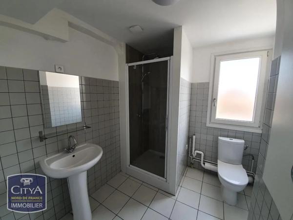 Appartement à louer 2 pièces 51.26m² Valenciennes (59300)