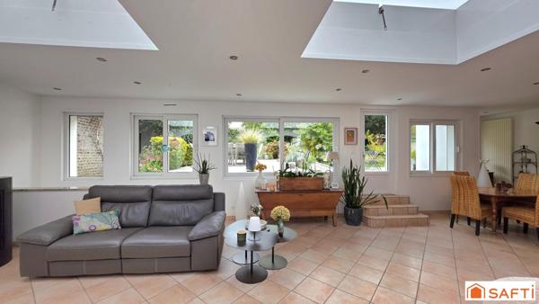 Superbe maison bourgeoise T8 avec un très beau jardin et un garage