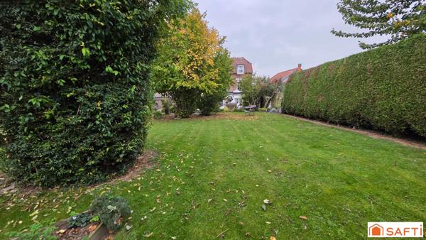 Superbe maison bourgeoise T8 avec un très beau jardin et un garage