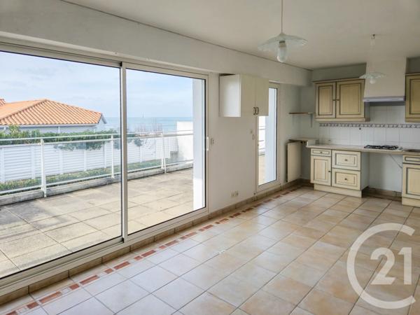 Appartement T3 à vendre  3 pièces - 64,30 m2 LES SABLES D OLONNE - 85