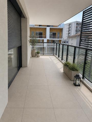 LOCATION NON MEUBLEE - Annecy - Appartement T3 avec garage